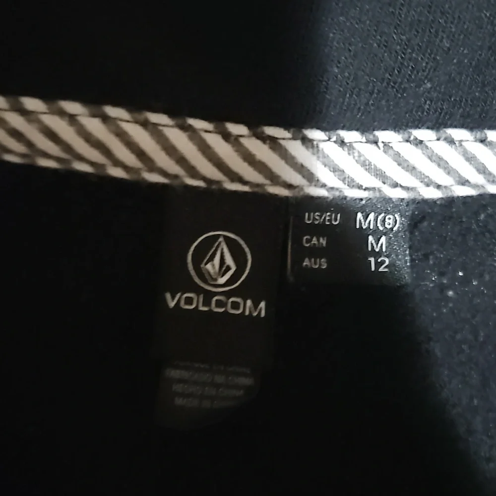 Volcom sweater - Picture 4 of 5